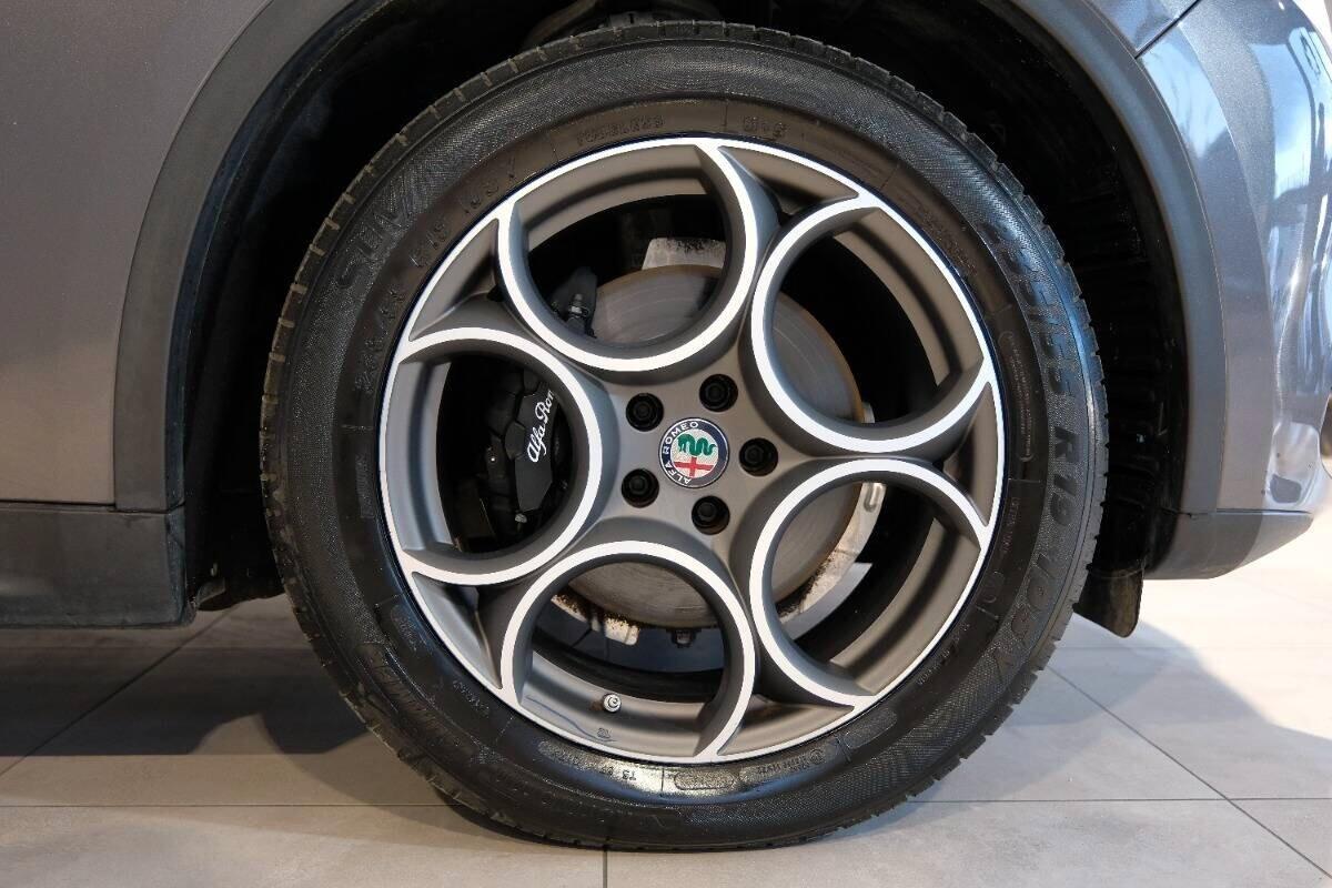Alfa Romeo Stelvio 2.2 Turbodiesel 190 CV AT8 Q4 Sprint
