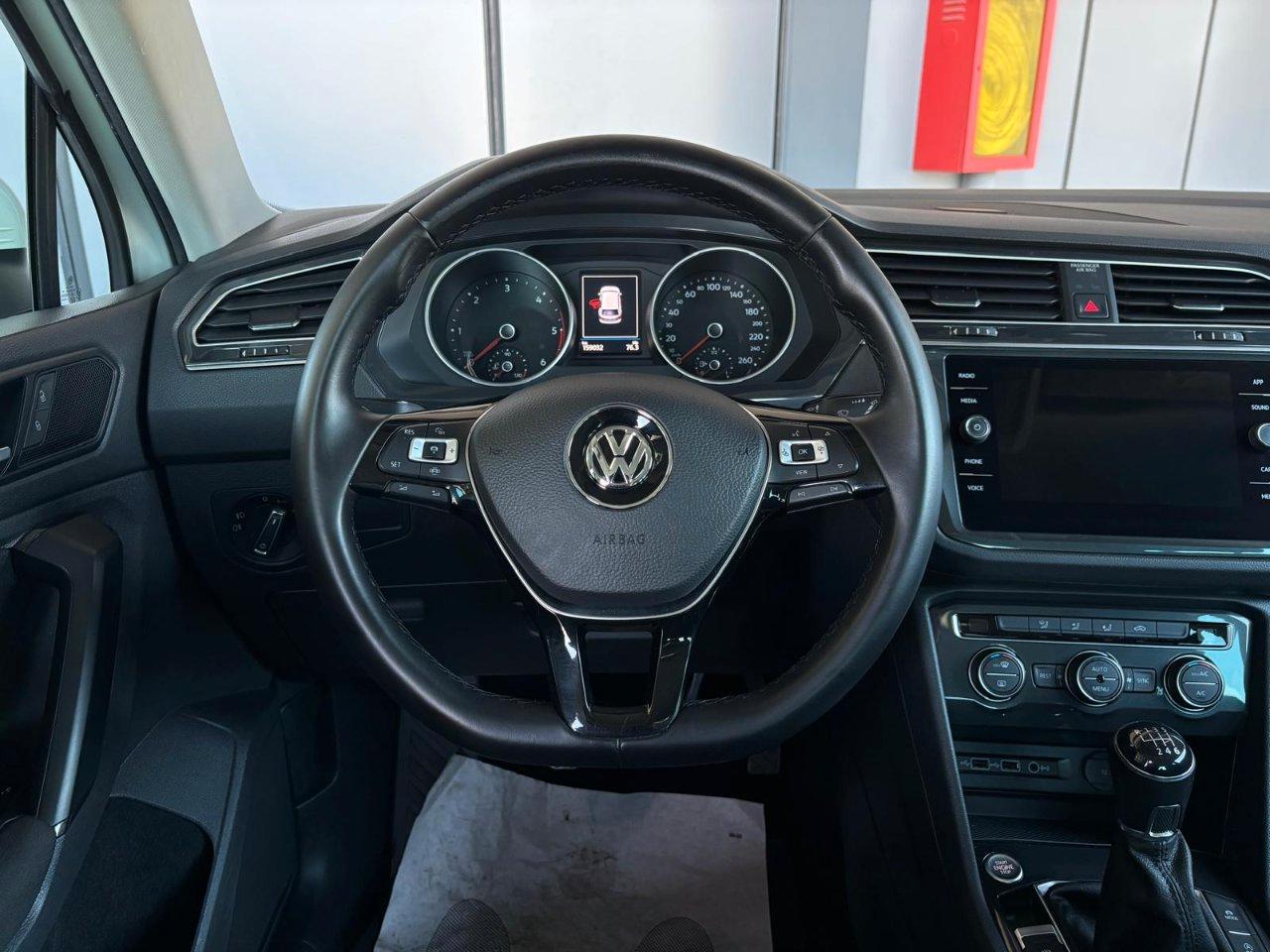 Volkswagen Tiguan 2.0 tdi R-Line 150cv