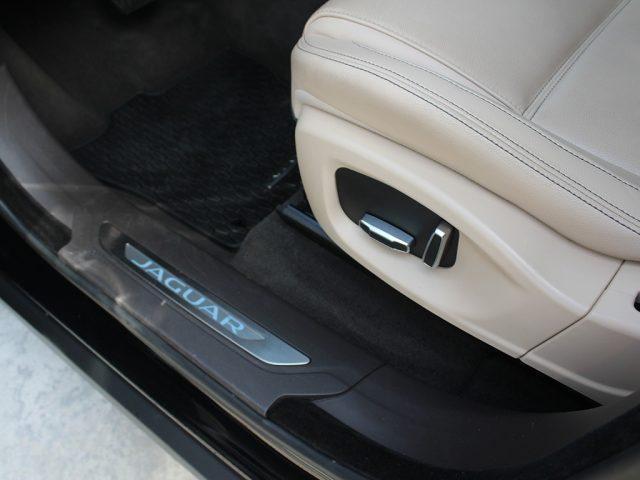 JAGUAR F-Pace 2.0 D AWD 180 CV aut. Prestige