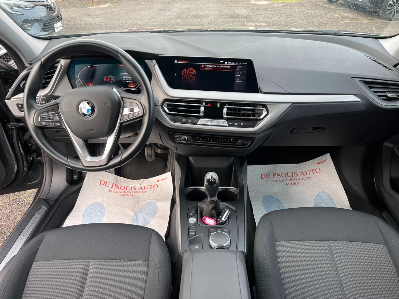 Bmw 118 118d 5p. Business Advantage