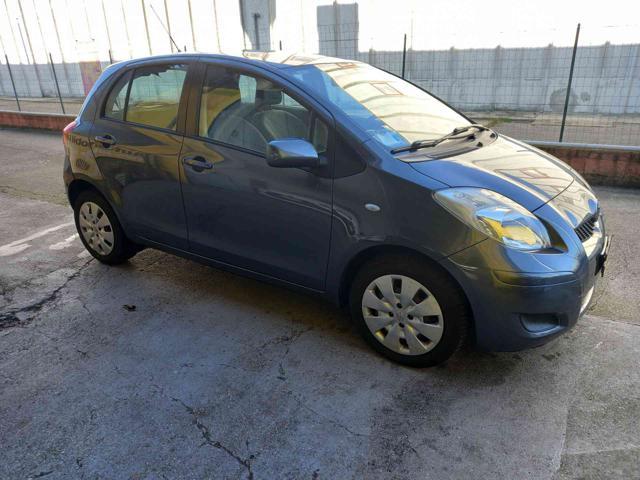 TOYOTA Yaris 1.3 5 porte Sol NEOPATENTATI