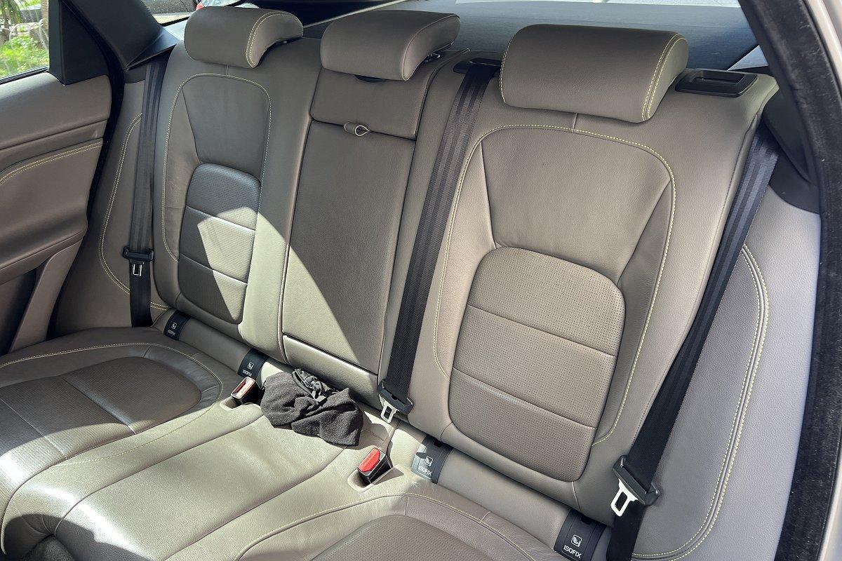 JAGUAR F-Pace 2.0 D 180 CV AWD aut. R-Sport