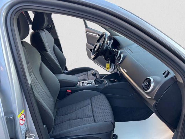 AUDI A3 SPB 30 TDI Sport GANCIO TRAINO