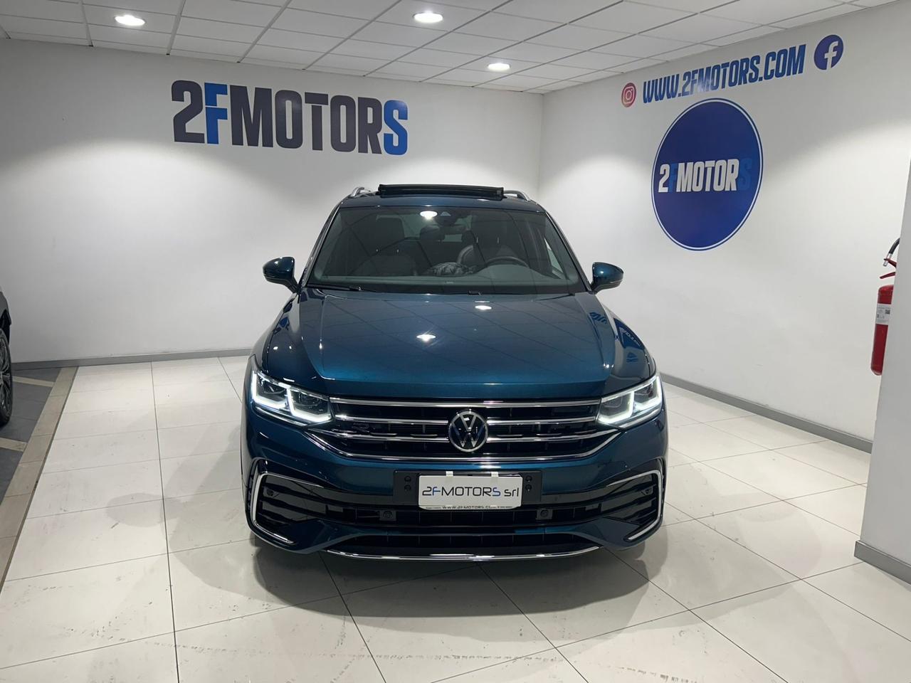 Volkswagen Tiguan 2.0 tdi R-Line 4motion 200cv dsg