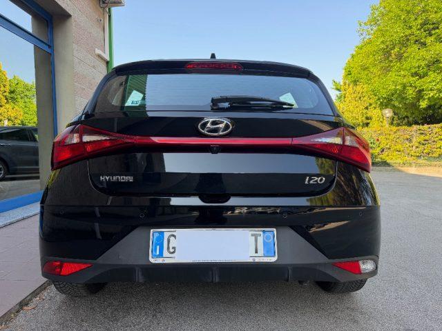 HYUNDAI i20 1.2 84CV MPI SENSORI PARCHEGGIO REETROCAMERA