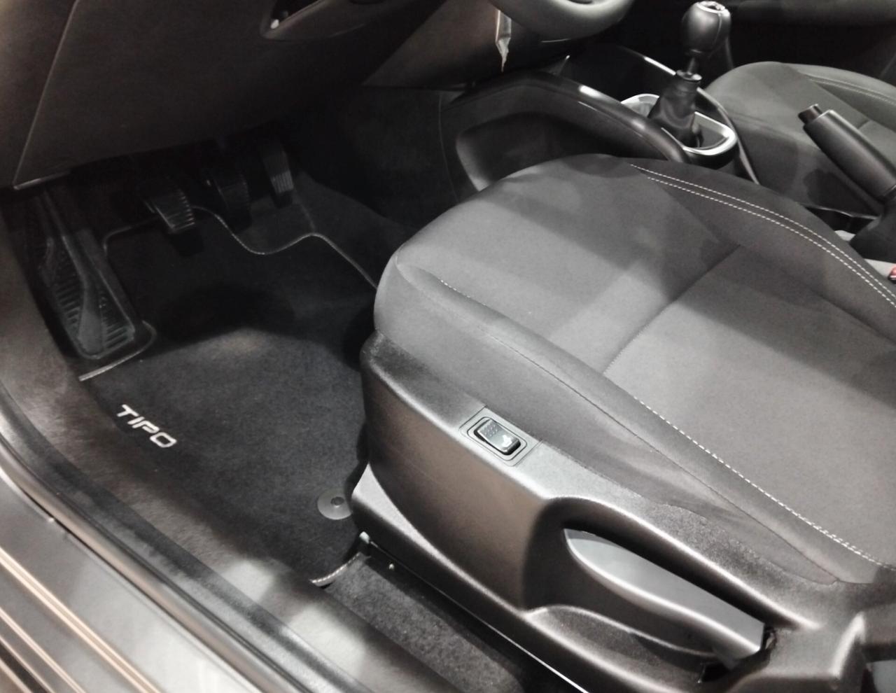 Fiat Tipo 1.6 Mjt 130Cv Cross 27.313 Km - 2023