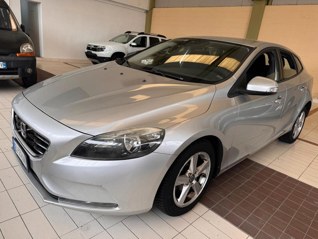 Volvo V40 D2 1.6 Summum 114cv