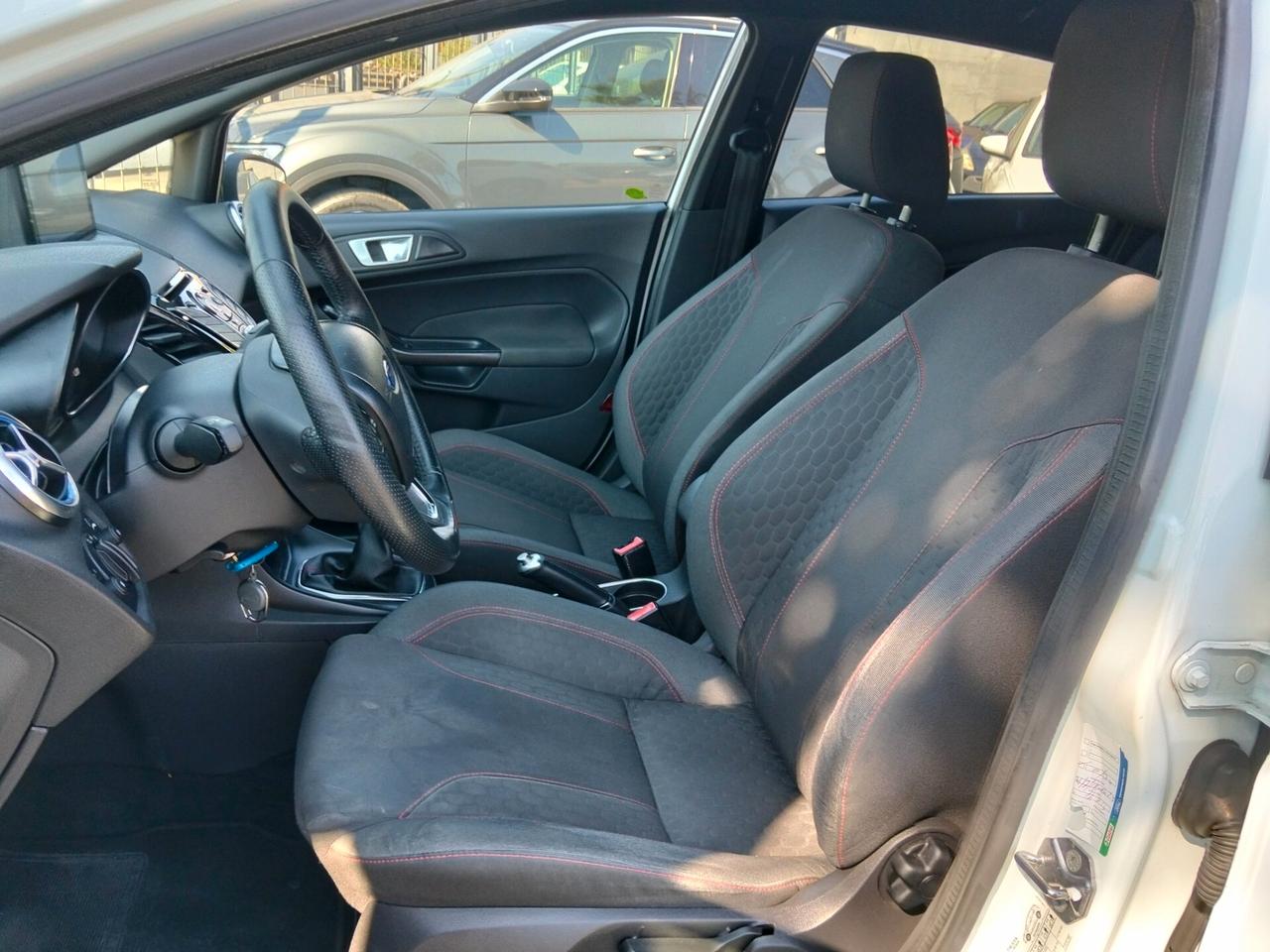 Ford Fiesta 1.5 TDCi ST-Line