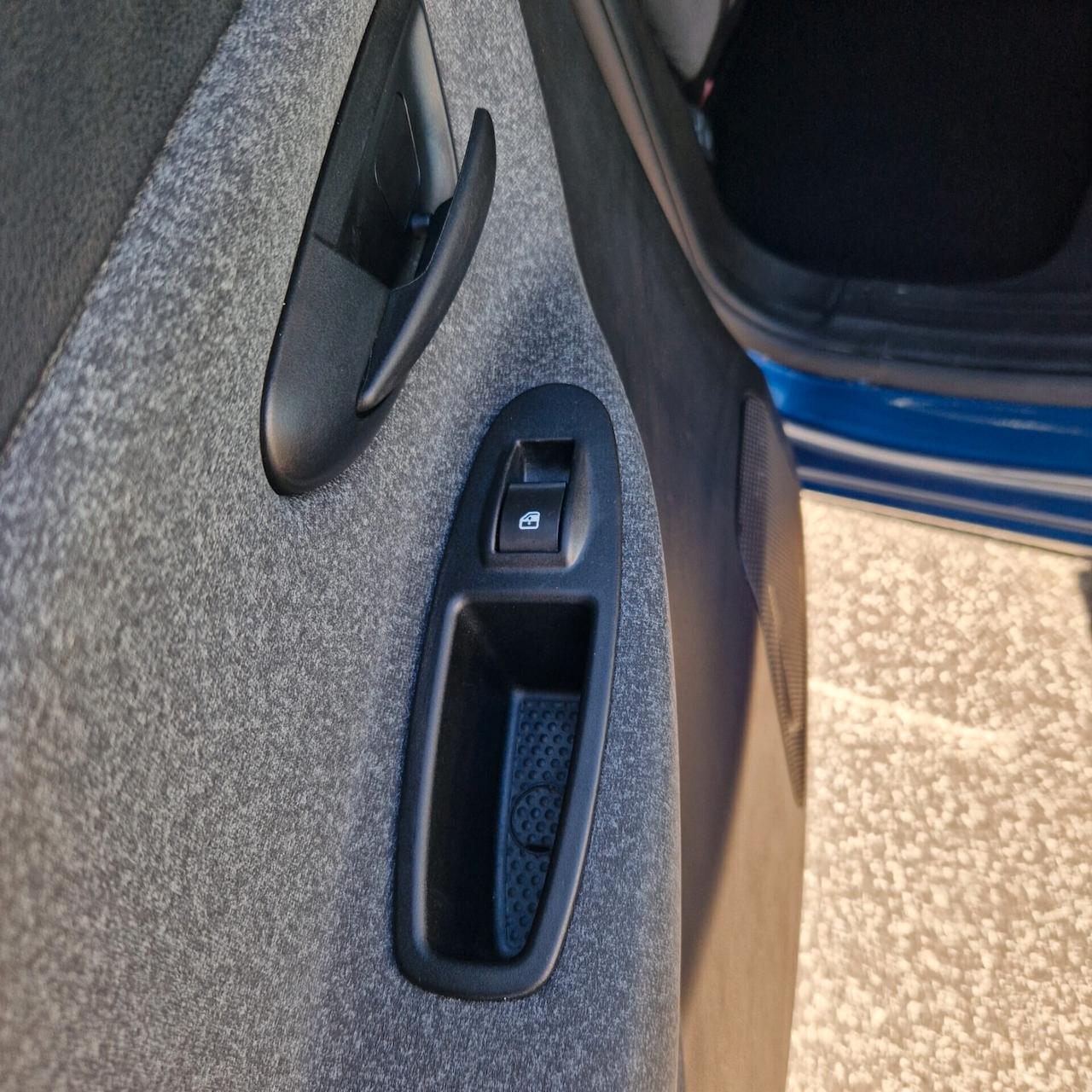 Lancia Ypsilon 1.0 FireFly 5 porte S&S Hybrid Silver Plus
