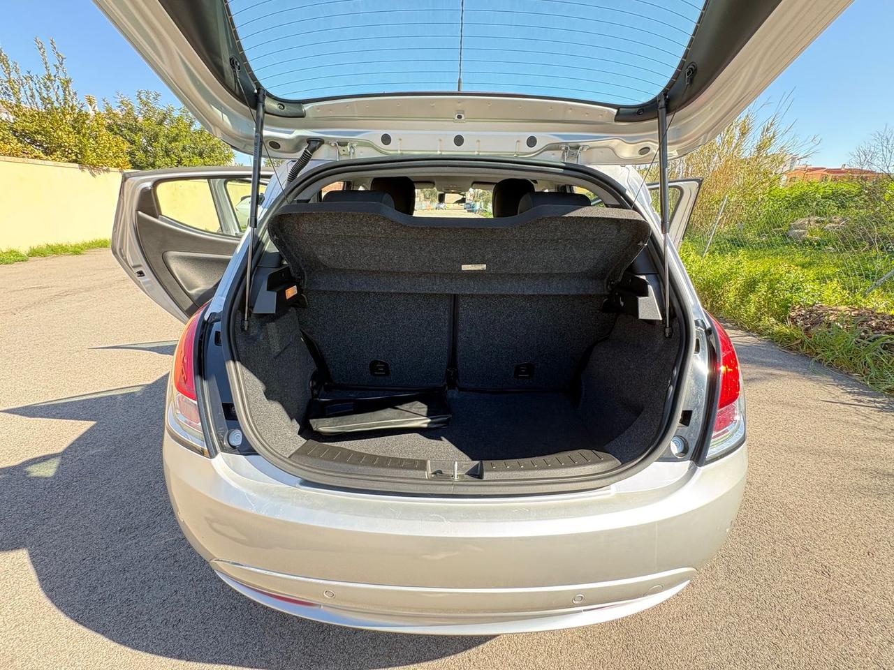 Lancia Ypsilon 1.2 Gold #9603