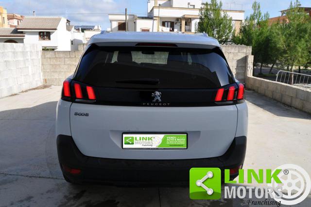 PEUGEOT 5008 BlueHDi 150 S&S Allure