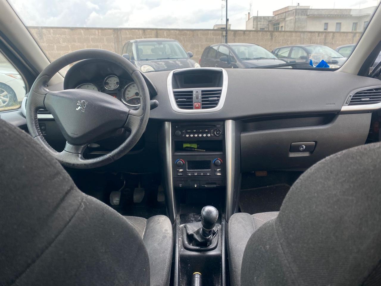 Peugeot 207 1.6 HDi 90CV 5p. XS