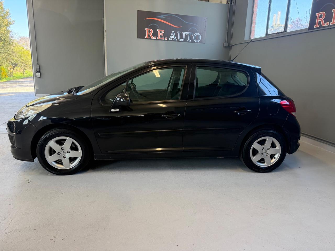 Peugeot 207 1.4 8V 75CV 3p. Energie Sport ECO GPL