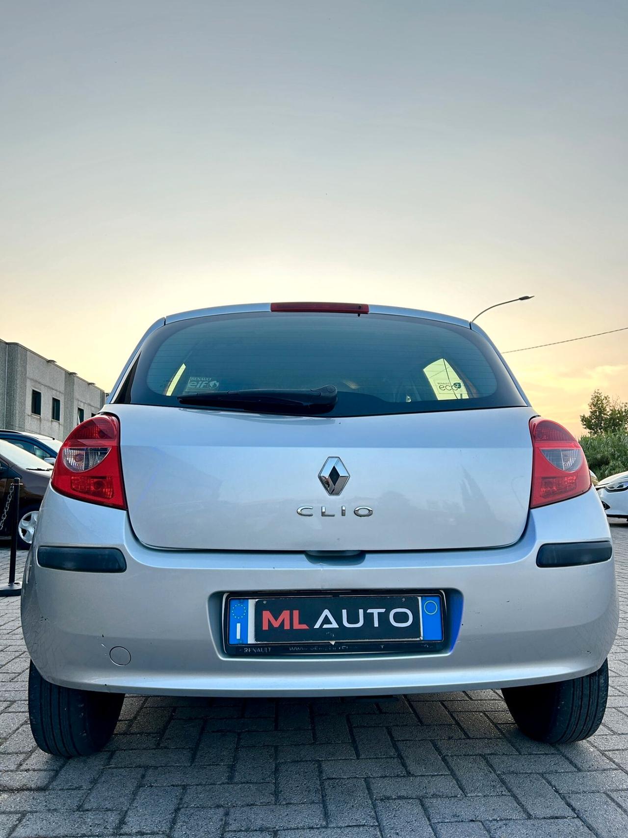 RENAULT CLIO 1.2 - OK NEOPATENTATI