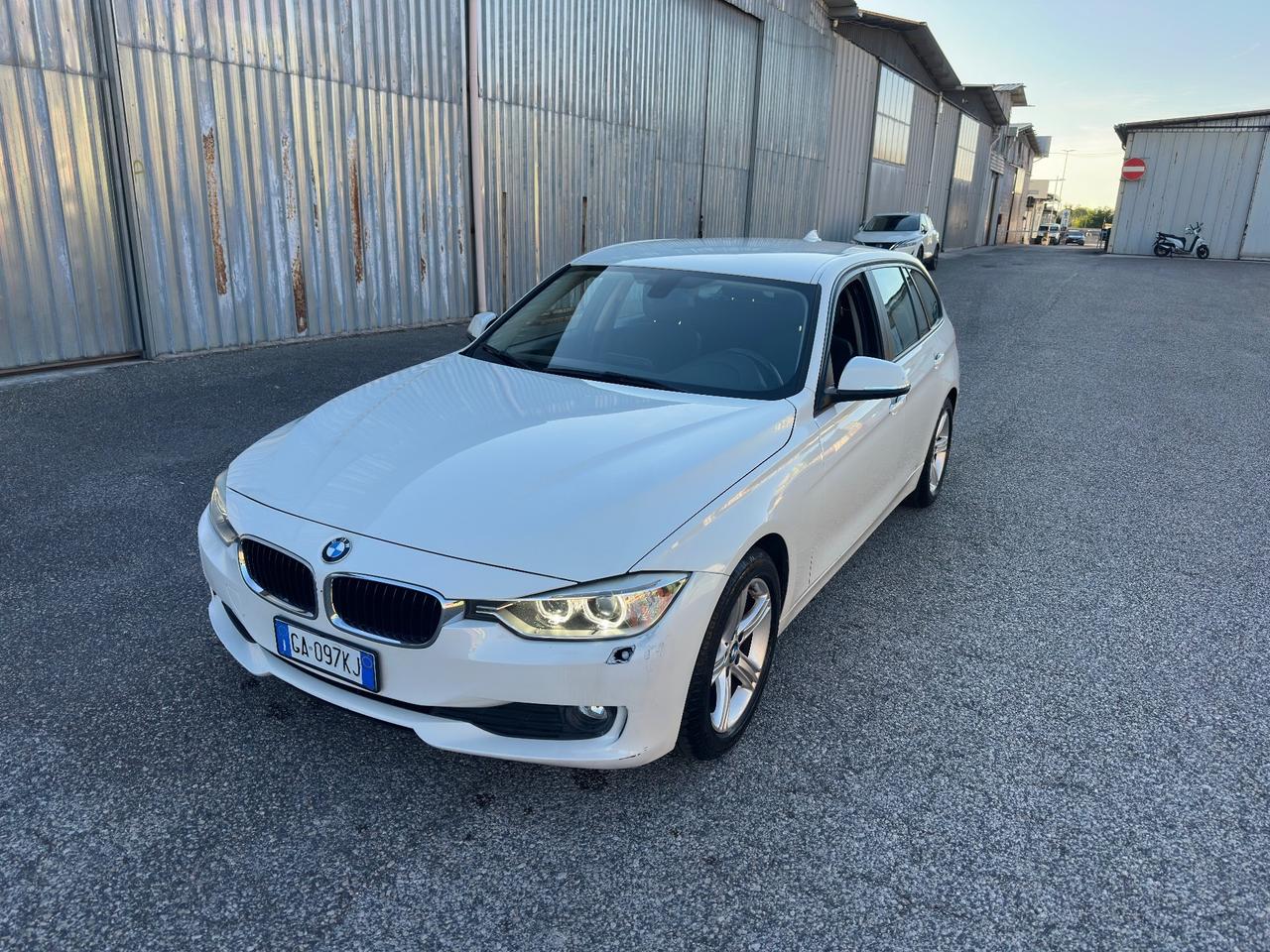 Bmw 320 320d Touring Sport autom led