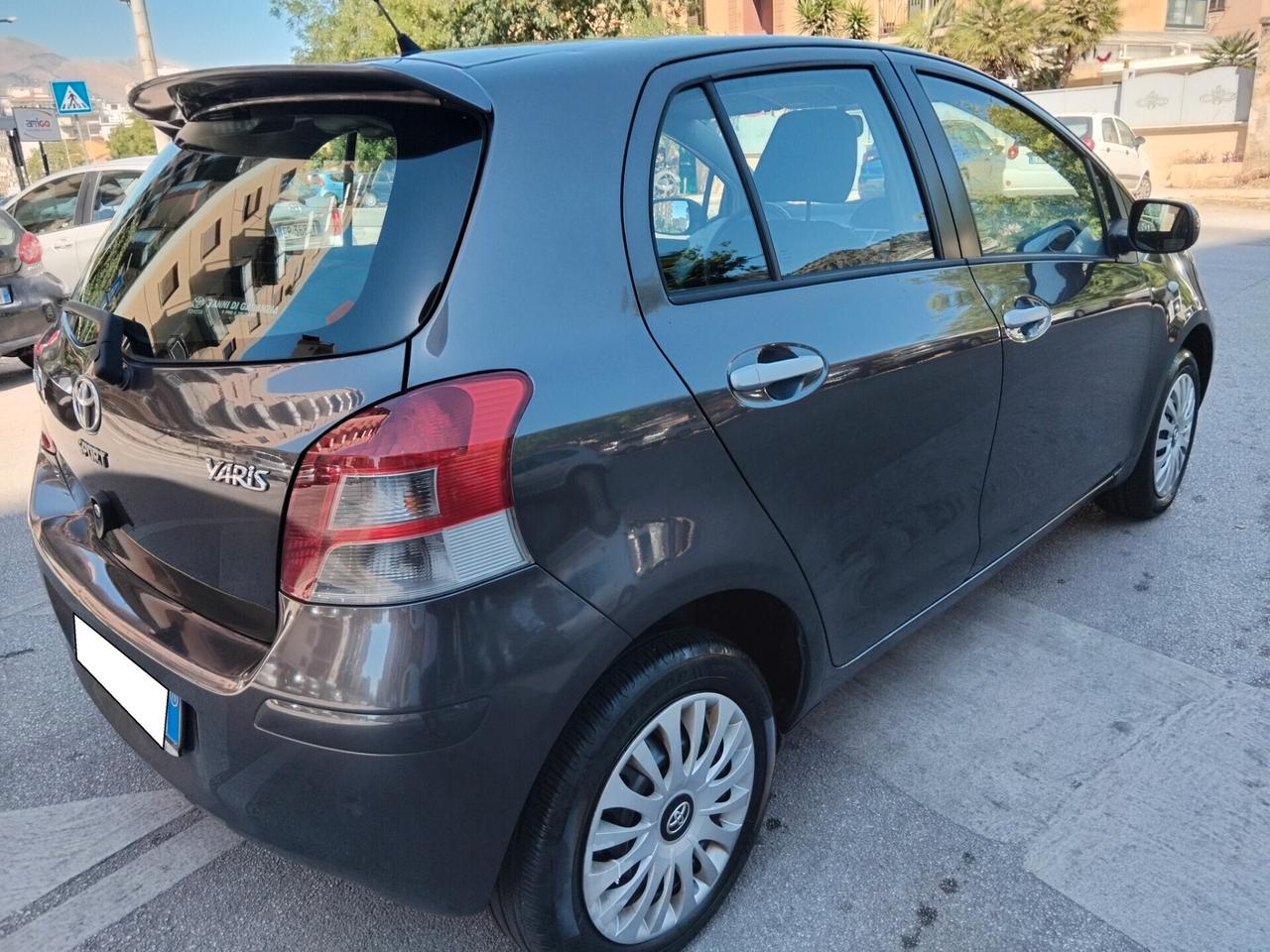 TOYOTA YARIS 1.0 SOL CLIMA 5 PORTE
