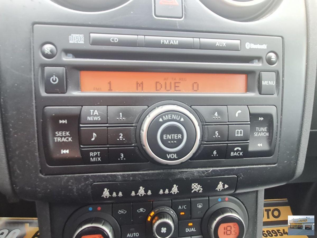 NISSAN Qashqai 1.6 16V Tekna