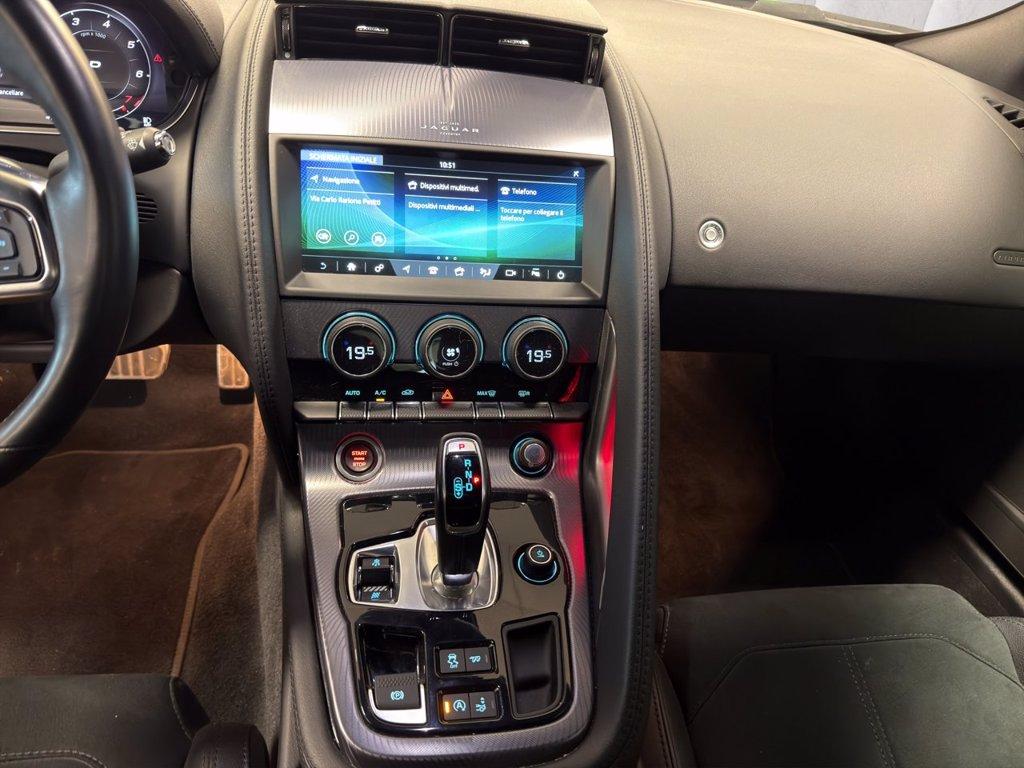 JAGUAR F-type coupe 2.0 i4 r-dynamic rwd 300cv auto del 2020