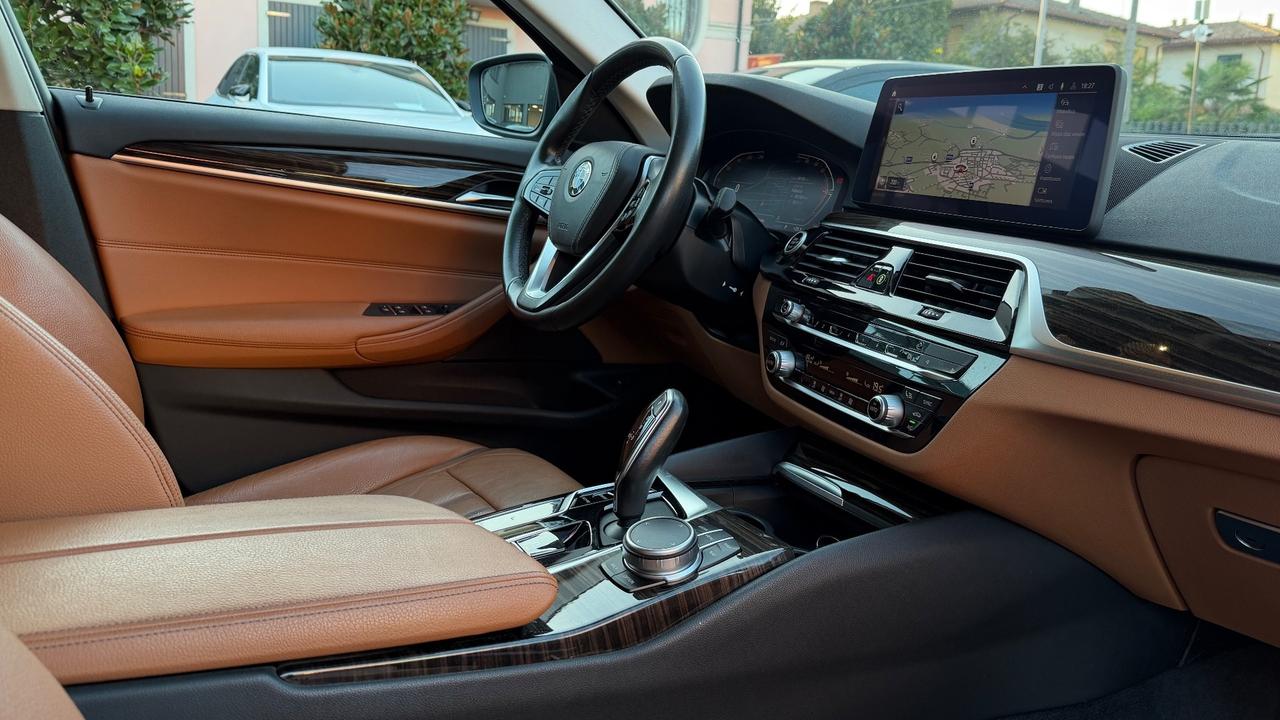 BMW 520D TOURING 48V 2.0 LUXURY 190 CV - FULL LED, PELLE, VIRTUAL COCKPIT