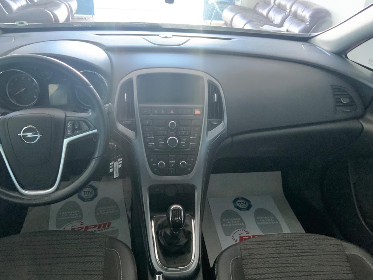 Opel Astra 1.4 Turbo 140CV Sports Tourer GPL Tech Elective