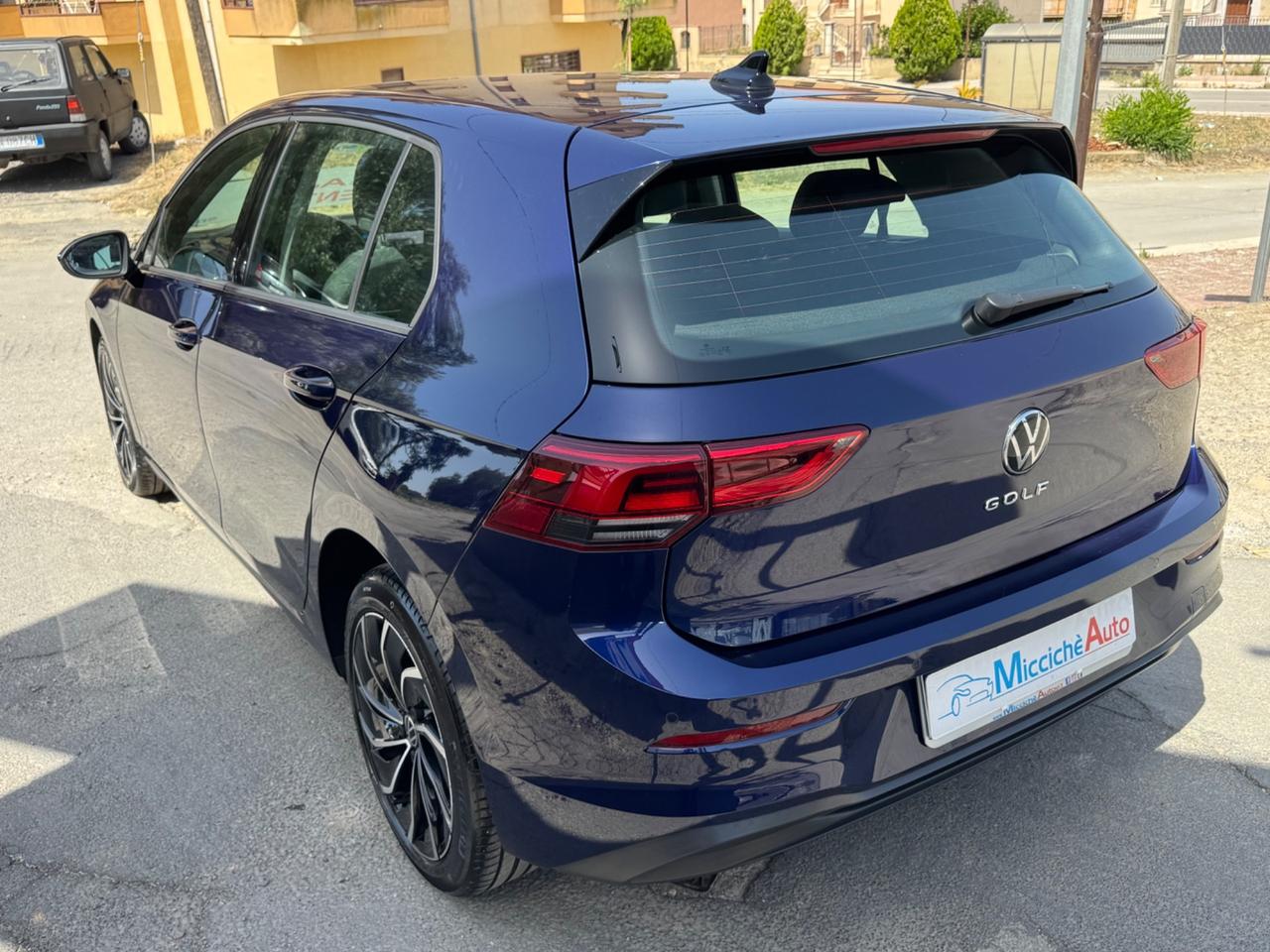VOLKSWAGEN GOLF 8 2.0 TDI 115 CV NEO PATENTATI FULL IVA