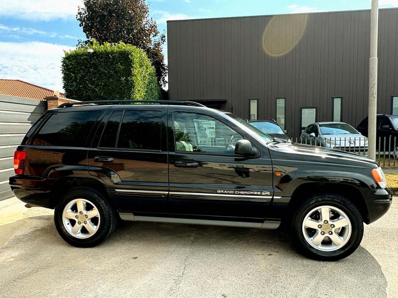 JEEP Gr. CHEROKEE 2.7D aut-OVERLAND-Pelle,Tetto-2005