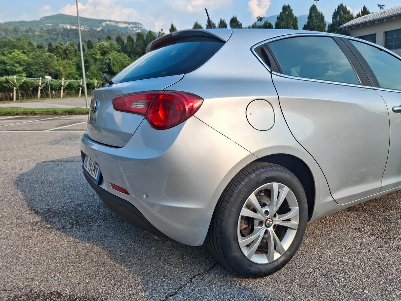 Alfa Romeo Giulietta 1750 TBi Quadrifoglio Verde