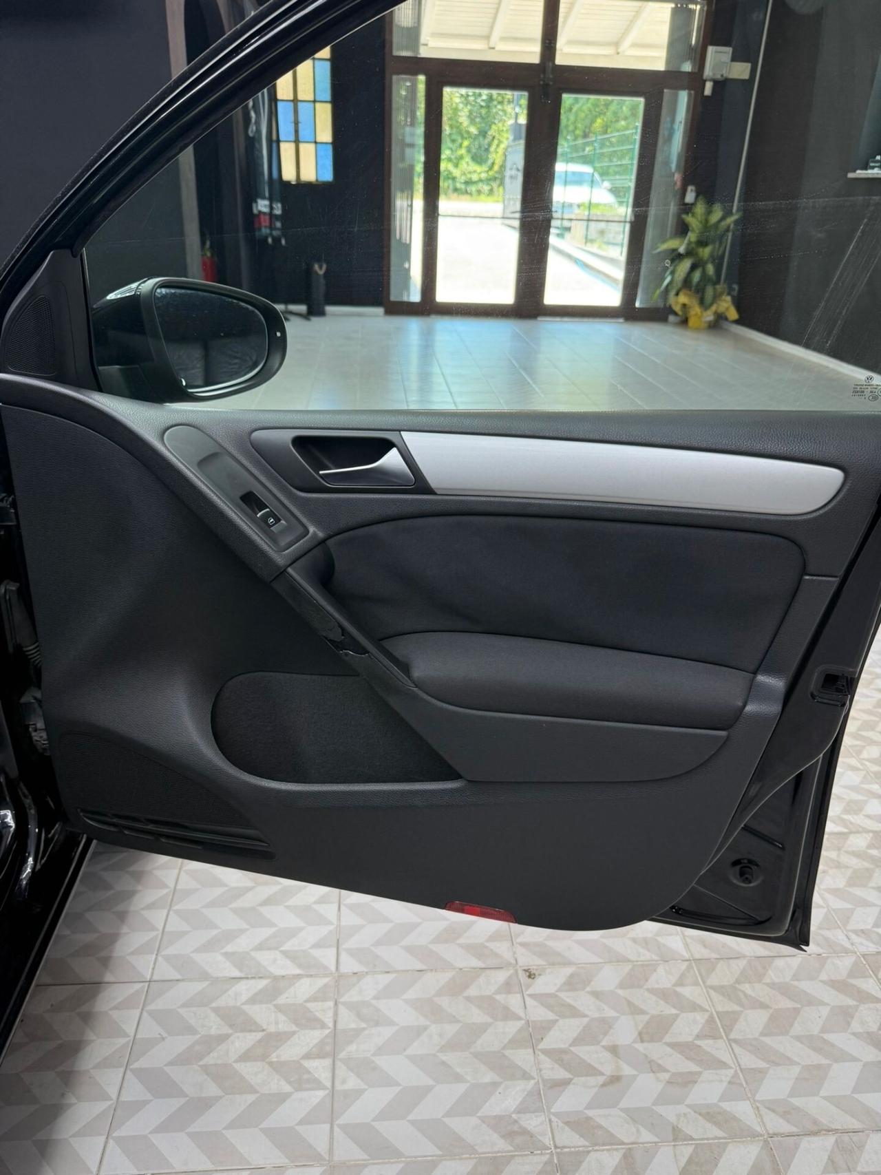 Volkswagen Golf 6 2.0 TDI AUTOMATICA
