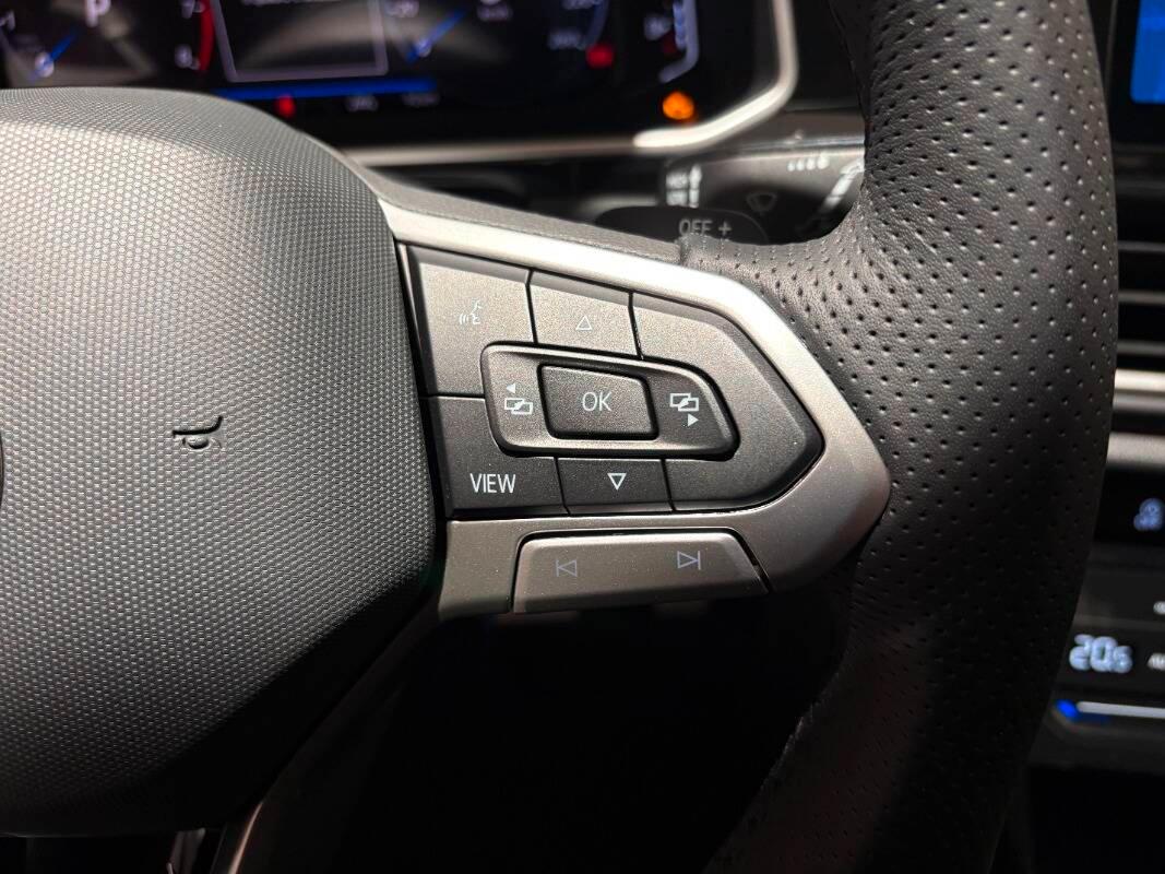 Volkswagen T-Roc 1.5 tsi R-Line dsg