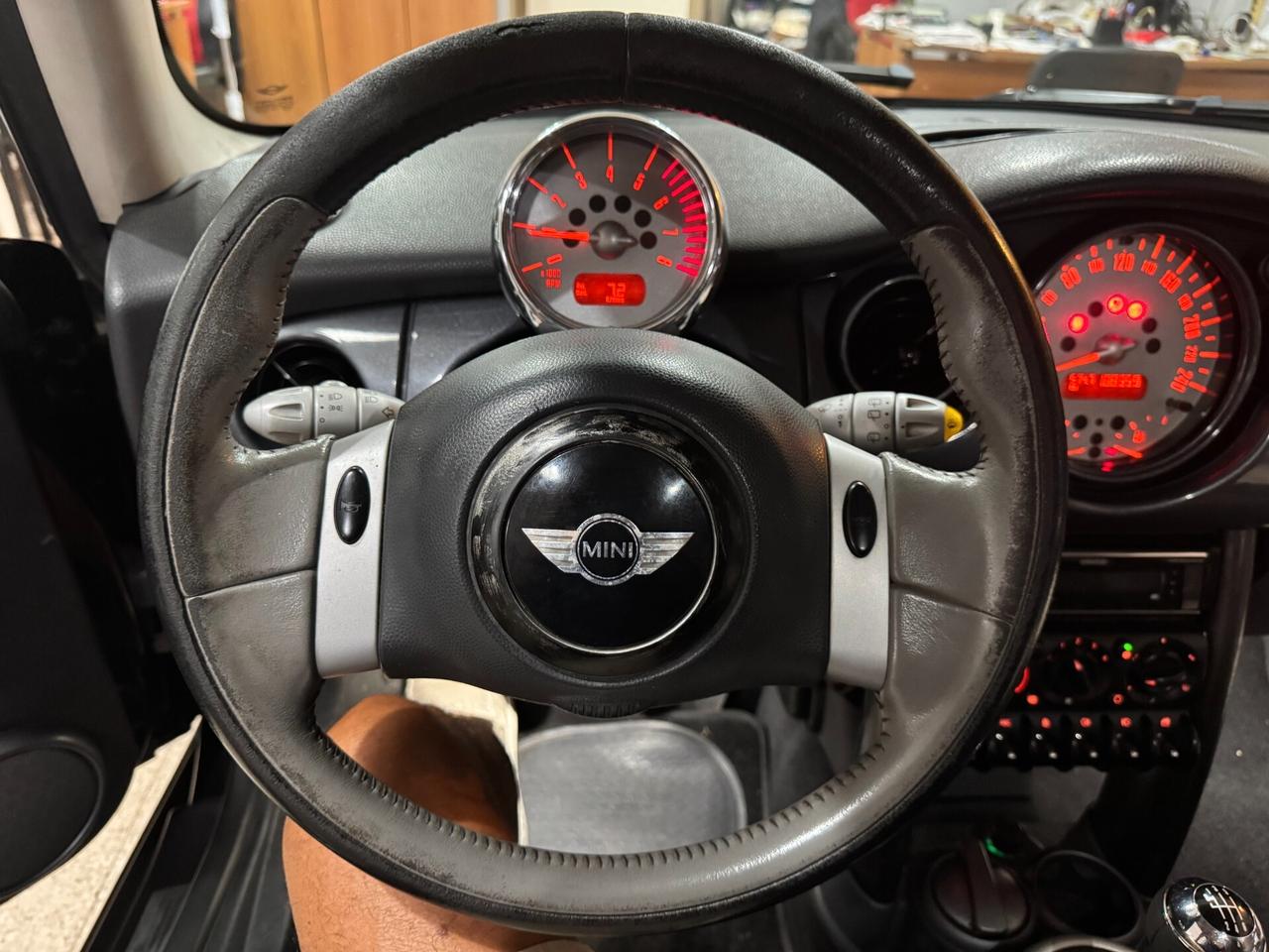 Mini 1.4 tdi One D de luxe OK NEOPATENTATI