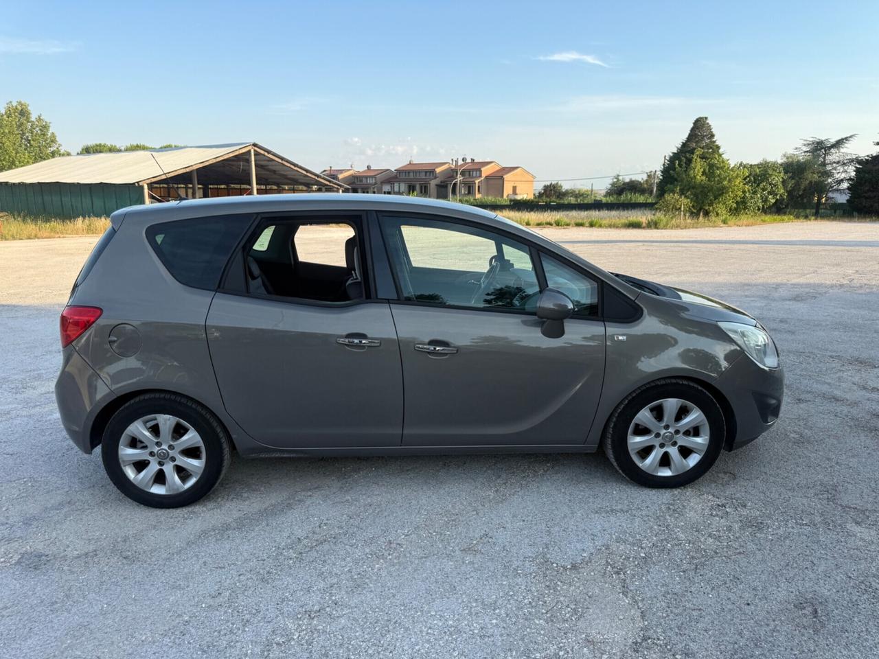 Opel meriva Diesel 1.3 CDTi neopatentati