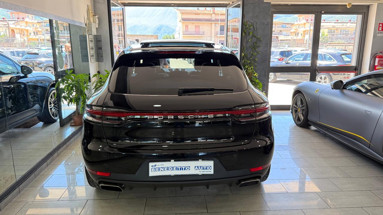 Porsche Macan 2.0 RESTYLING TETTO CERCHIO 21