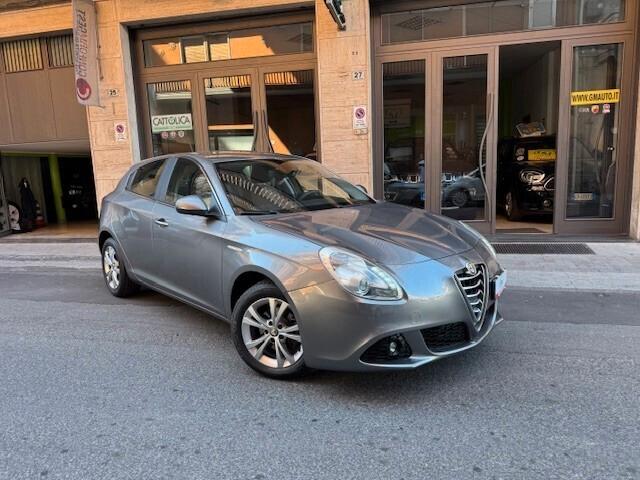 Alfa Romeo Giulietta 1.6 JTDm-2 Distinctive