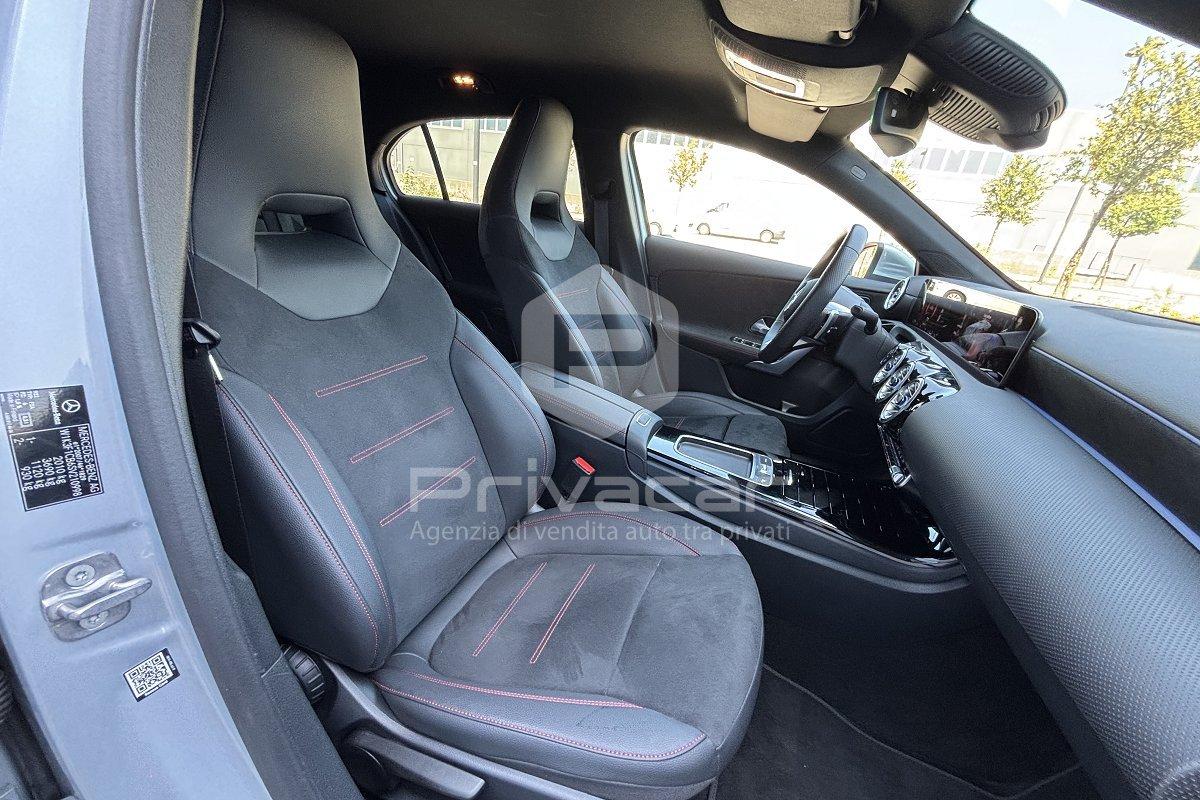MERCEDES A 200 d Automatic AMG Line Premium