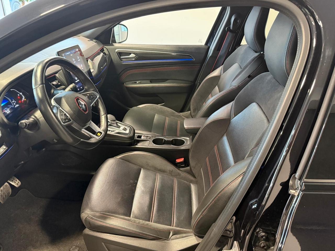 Renault Arkana Hybrid E-Tech 145 CV R.S. Line