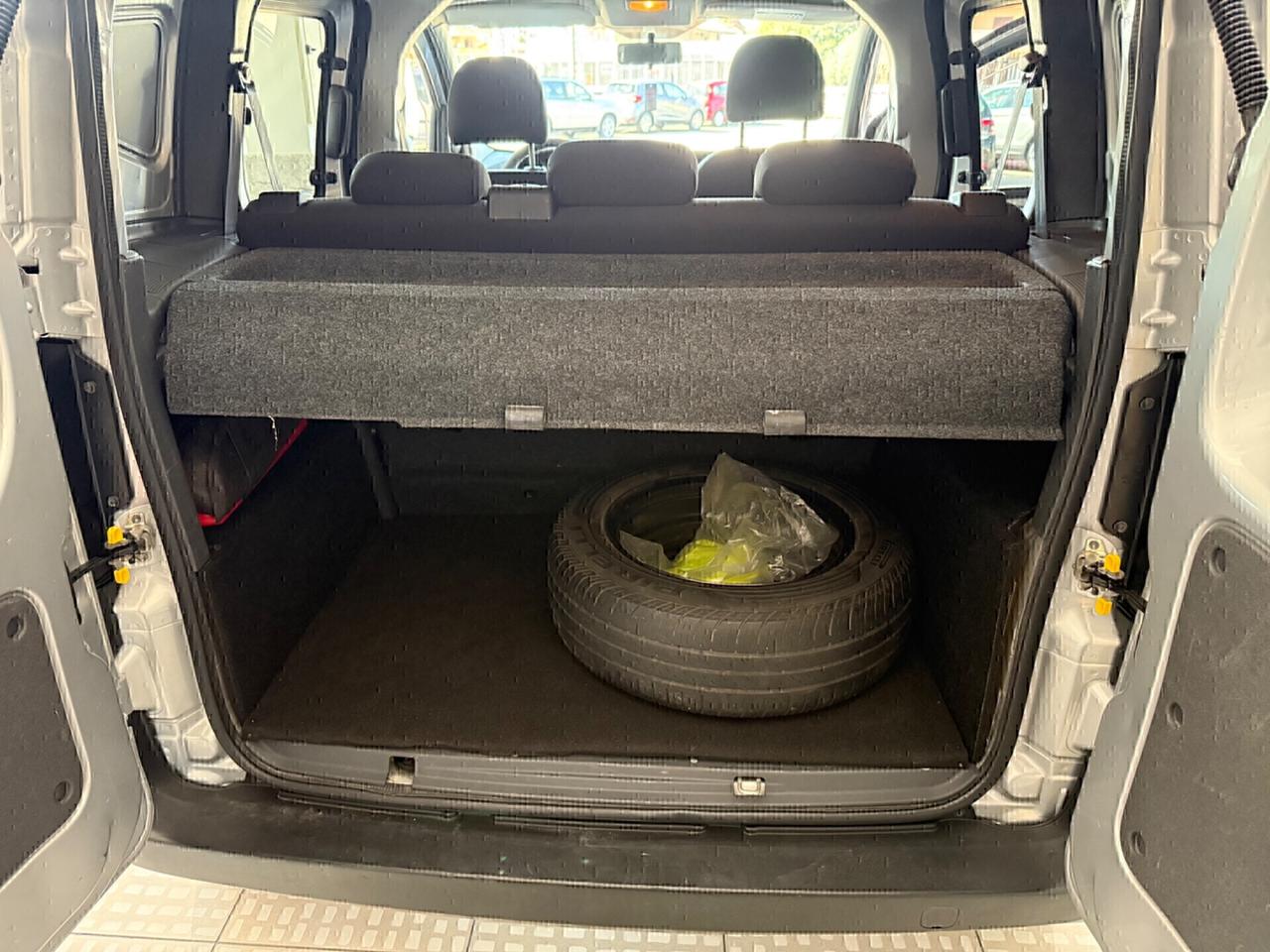 Fiat Fiorino 1.4 8V 73CV GPL Combi Semivetrato SX