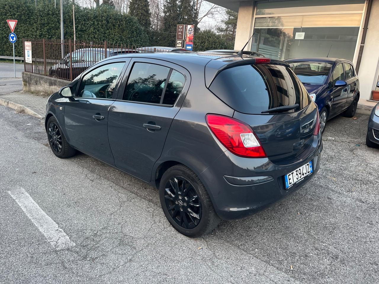 Opel Corsa 1.2 85CV 5 porte GPL-TECH Edition