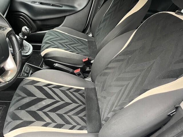 Lancia Ypsilon 1.2 69 CV 5 porte GPL Ecochic Gold