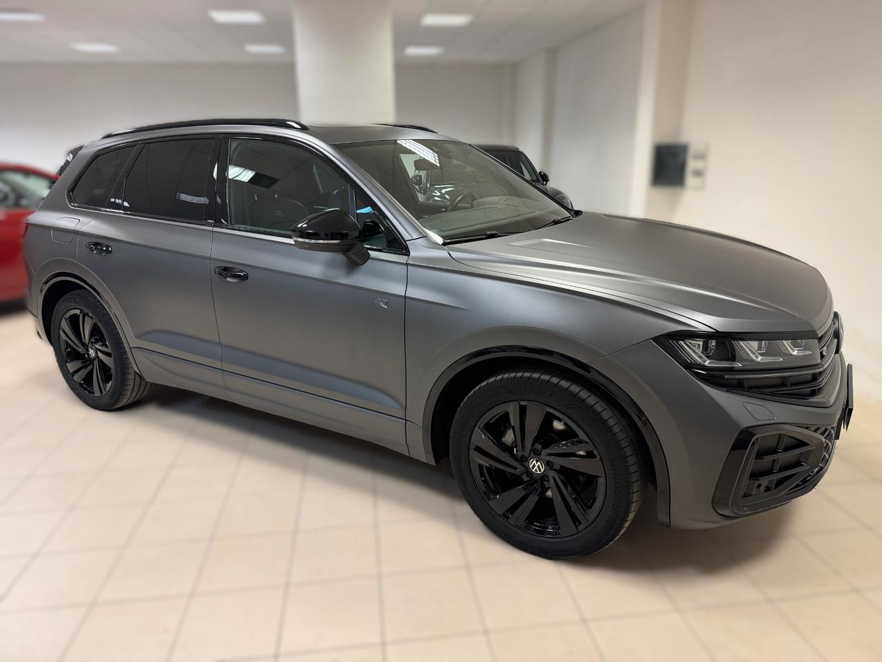 Volkswagen Touareg 3.0 V6 TDI 286 CV SCR R-Line