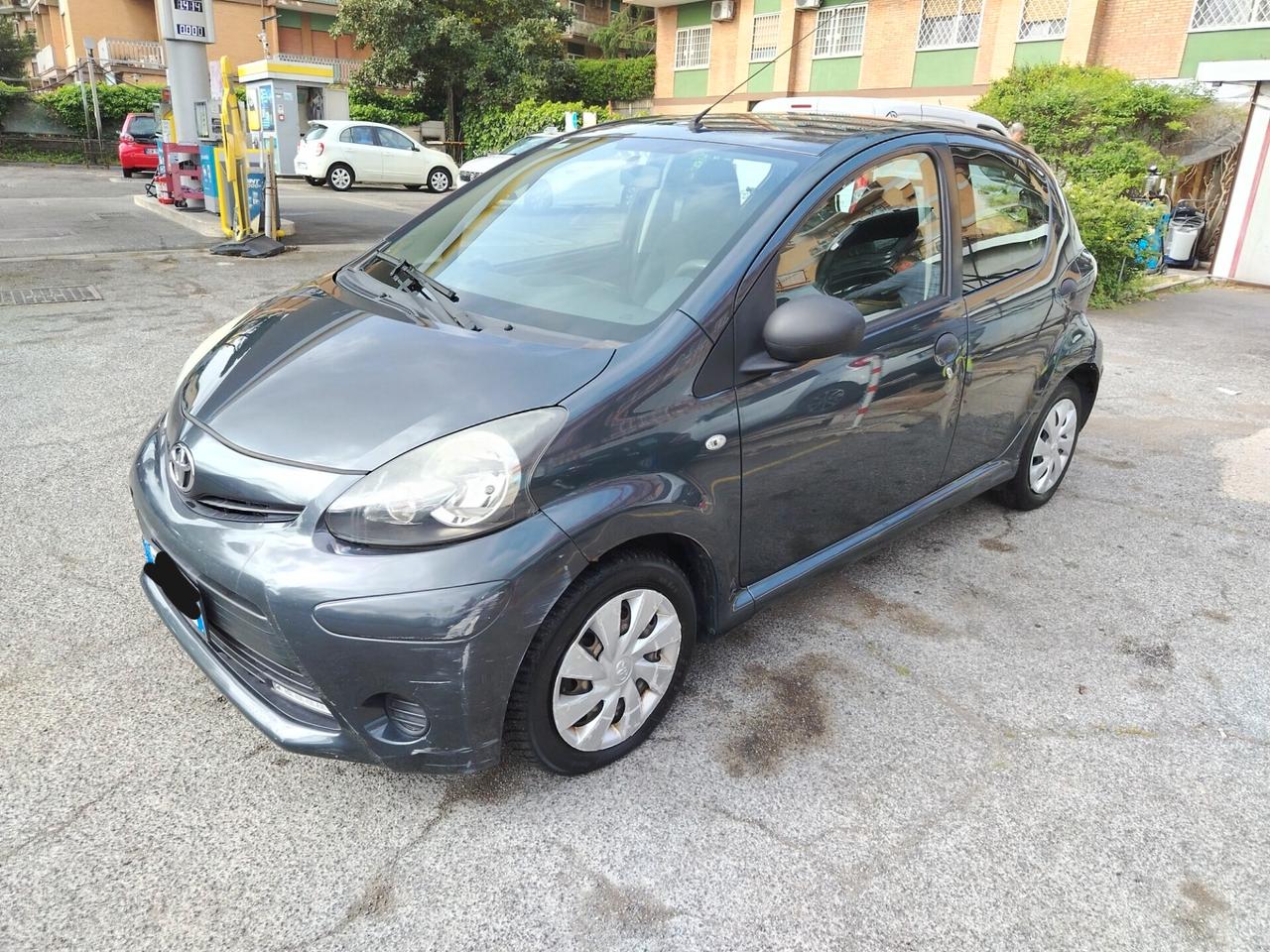 Toyota Aygo 1.0 12V VVT-i 5 porte Orange Connect