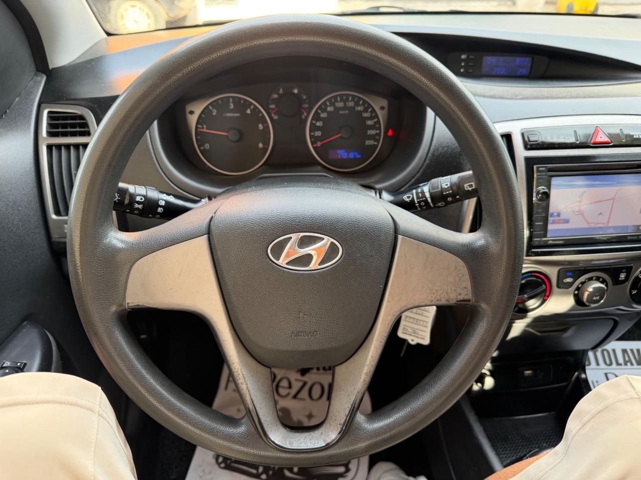 Hyundai i20 1.4 CRDi 5p. Sound Edition