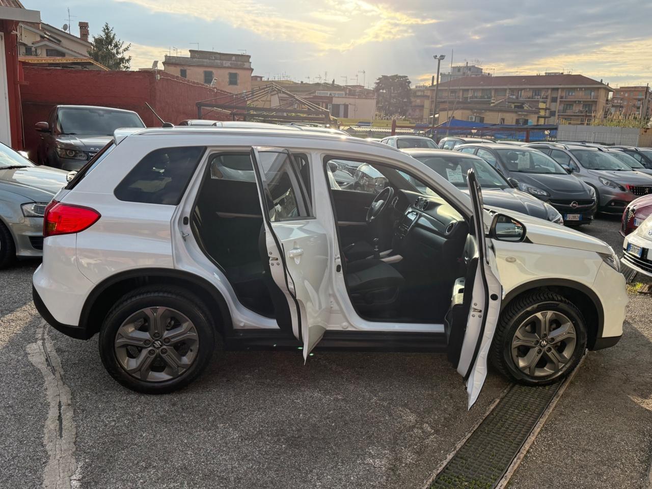 Vitara 1.6 DDiS 4x4 AllGrip-unipro-rate-garanzia-E6