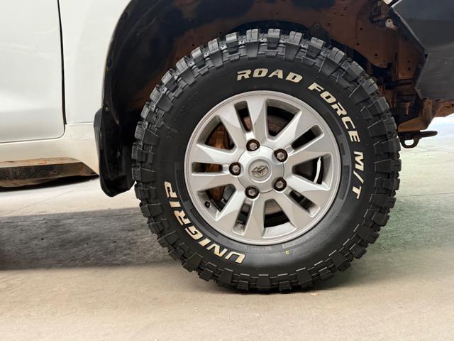 TOYOTA Land Cruiser TROPICALE GX V8 manual