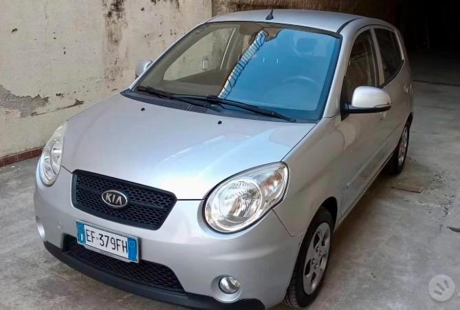 Kia Picanto 1.1 cc 64cv