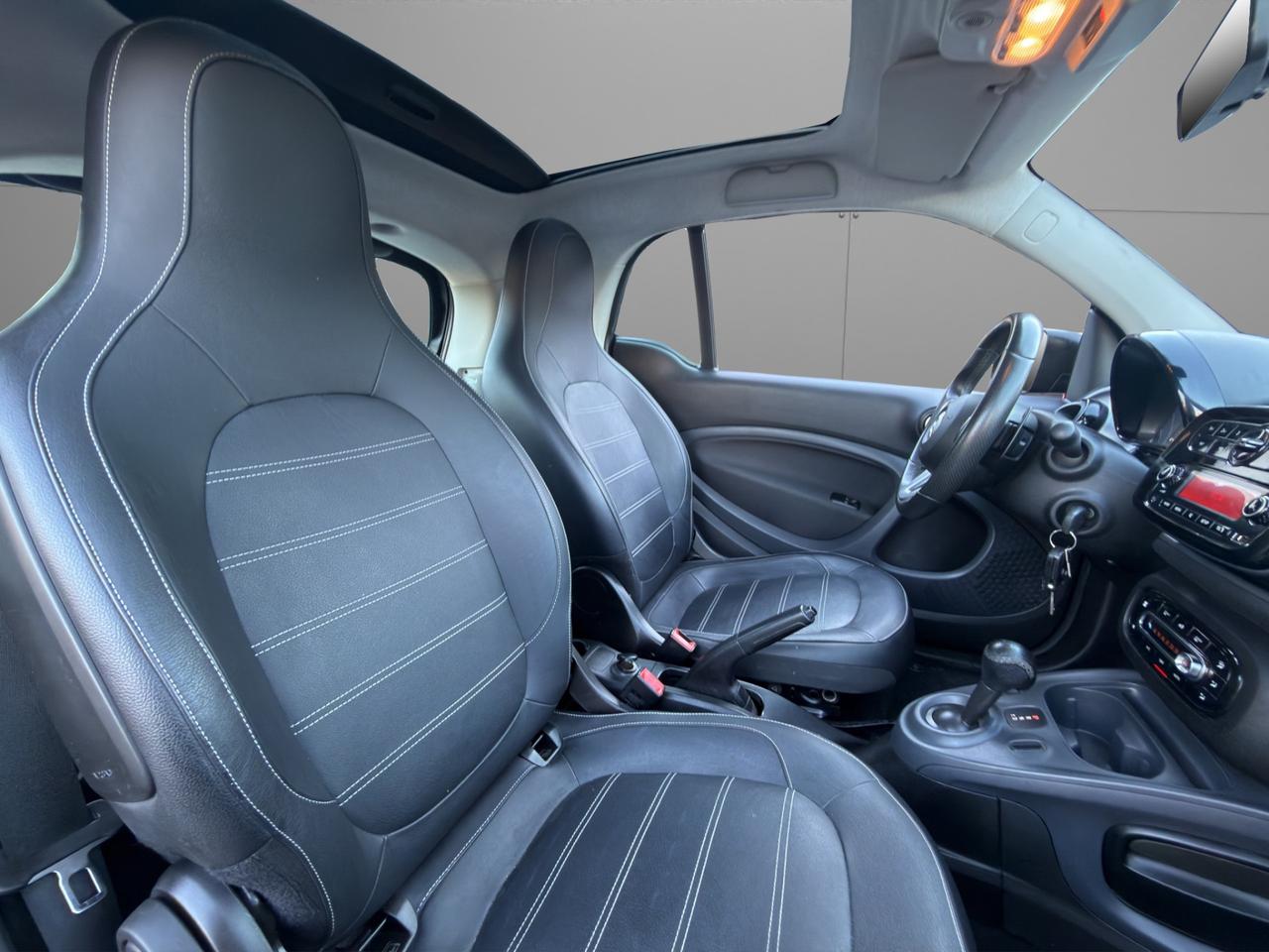 Smart fortwo coupe Fortwo 0.9 t Prime 90cv - Unipro - Promo Finanziamento - Tetto panoramico - Pacchetto Sport - Interni pelle - Sedili Riscaldabili - Cerchi in lega