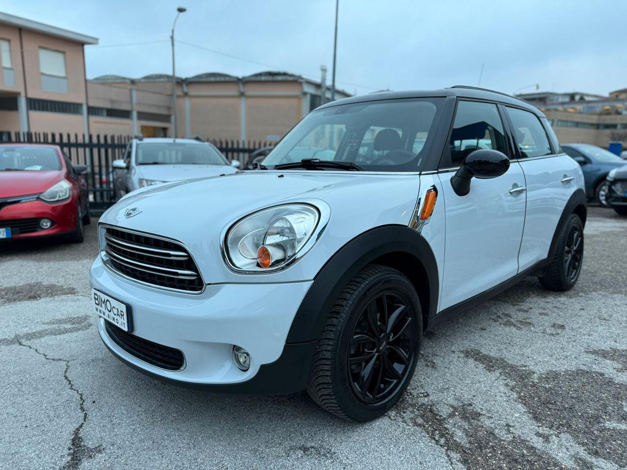 Mini Cooper D Countryman 2.0 Auto.