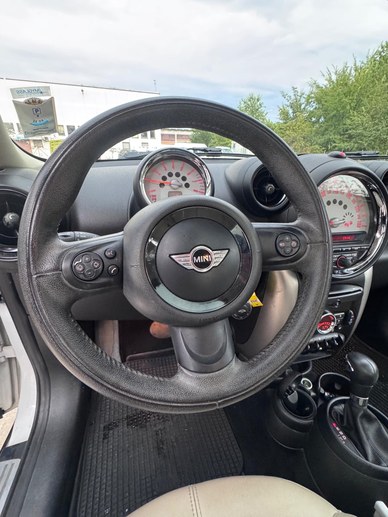 Mini Cooper Countryman benzina cambio automatico con doppio tetto !!!!