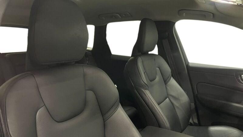 Volvo XC60 XC60 B4 automatico Plus Dark