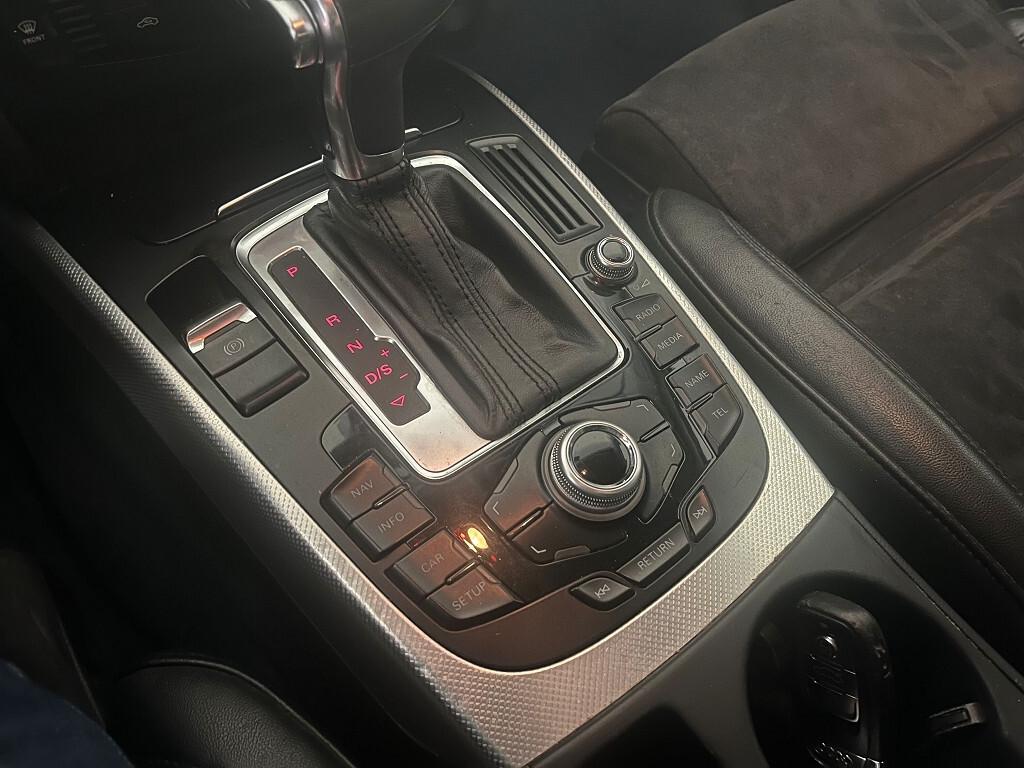 Audi A4 Avant 2.0 TDI Xenon 177 CV