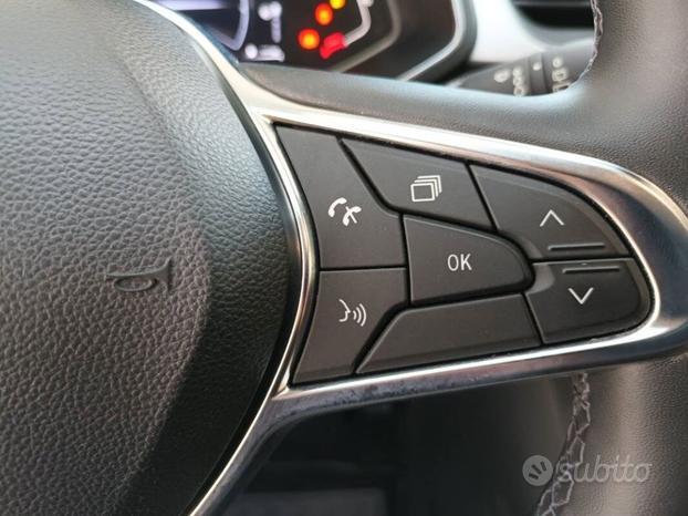 Renault Captur 1.6 E-Tech hybrid Intens 145cv auto